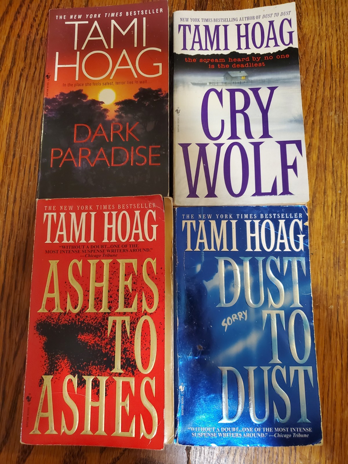Tami Hoag Paper Back Books Lot Of 4