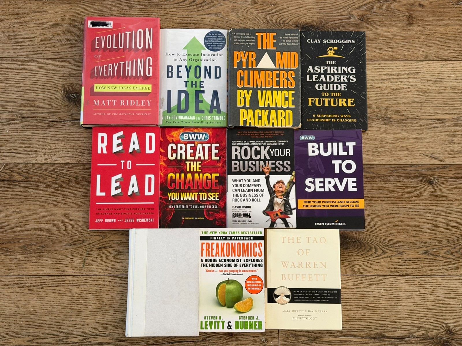 Business Leadership Book Lot 11 Gladwell Buffett Freakonomics Innovation HC PB