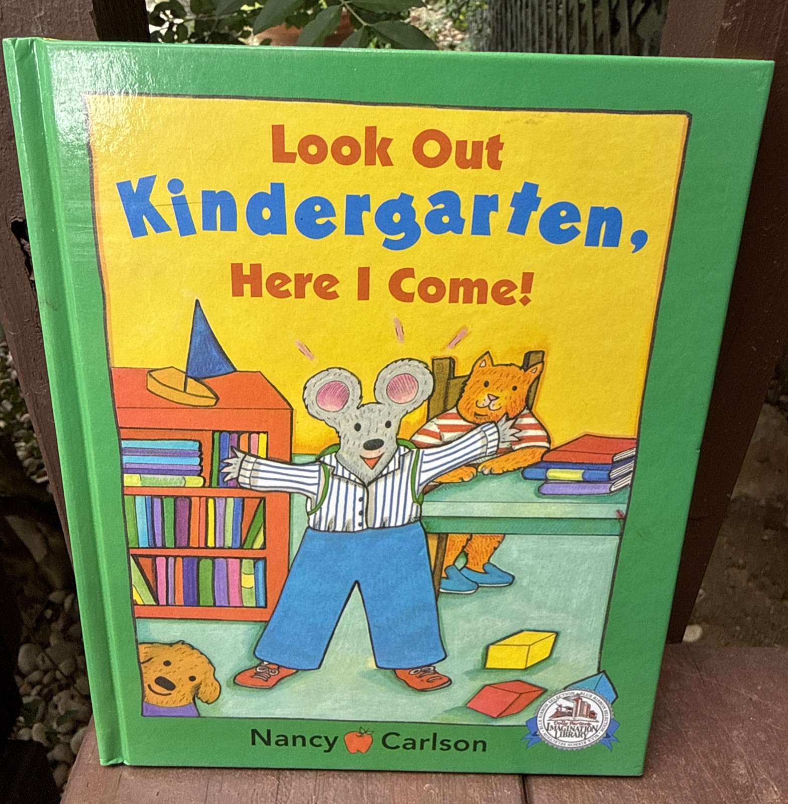 Nancy Carlson Hardcover Look Out Kindergarten Here I Come School Ages 4-8