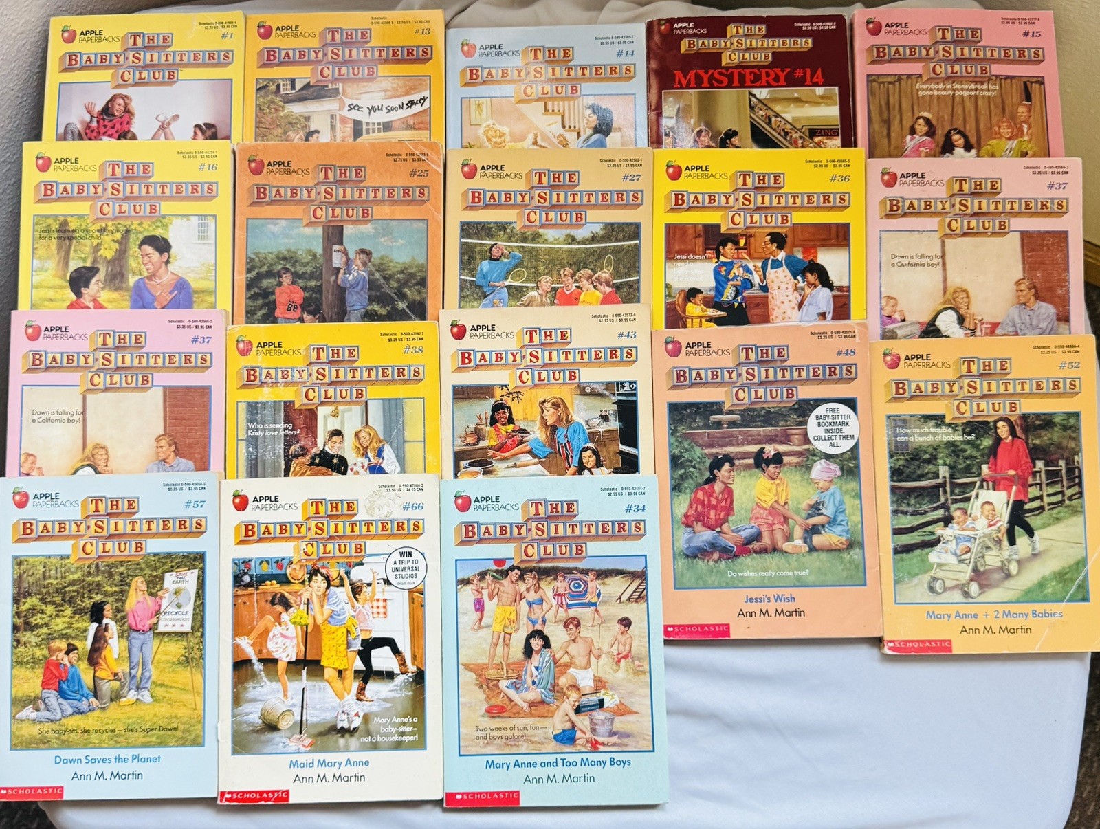 Vintage The BabySitters Club Book Lot 18 Ann M Martin Scholastic Apple 80s 90s