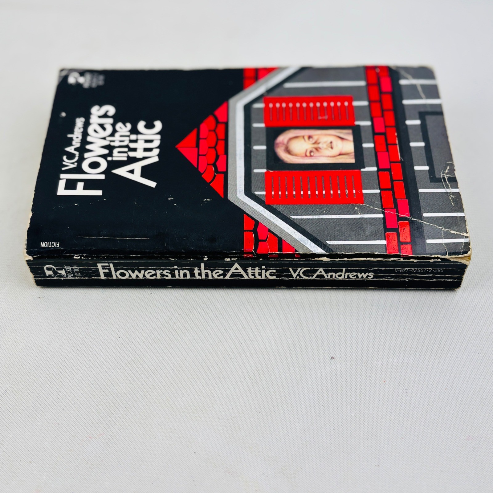 Flowers in the Attic V.C. Andrews 1979 Paperback First Pocket Books Printing