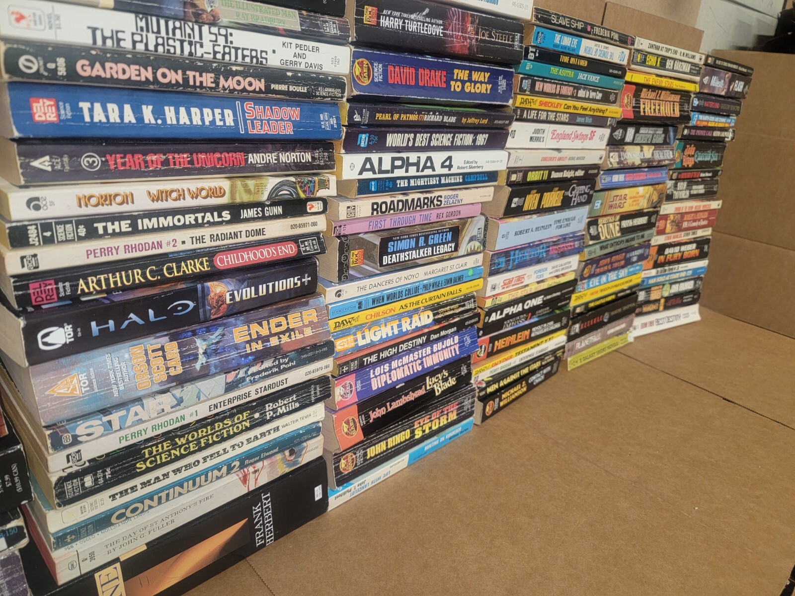 Lot of 20 Science Fiction Vintage Rare Asimov Book Paperback SCI-FI MIX RANDOM