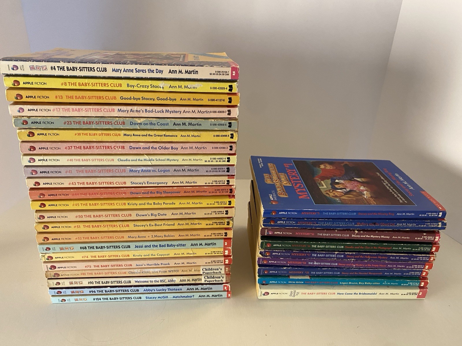 The BabySitters Club Lot of 31 Paperback Books Mystery Special Edition 124 96!