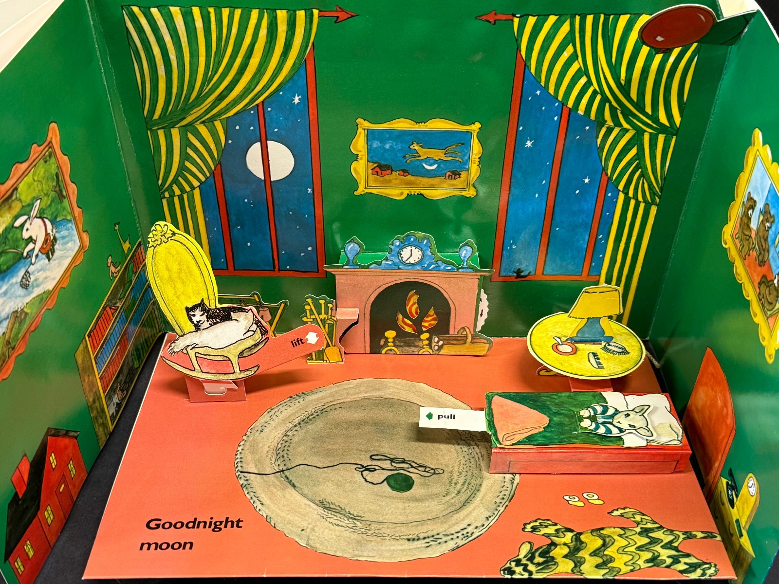 The Goodnight Moon Room A Pop-Up Book based on book by Margaret Wise Brown HURD