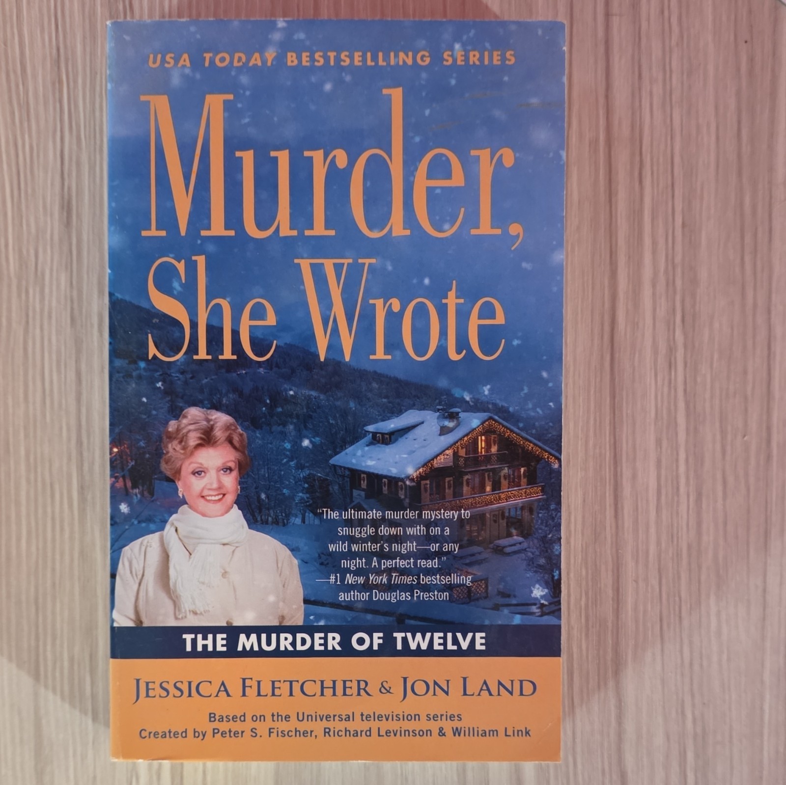 Murder, She Wrote: The Murder of Twelve – Fletcher & Land 2020 Berkley PB 320p