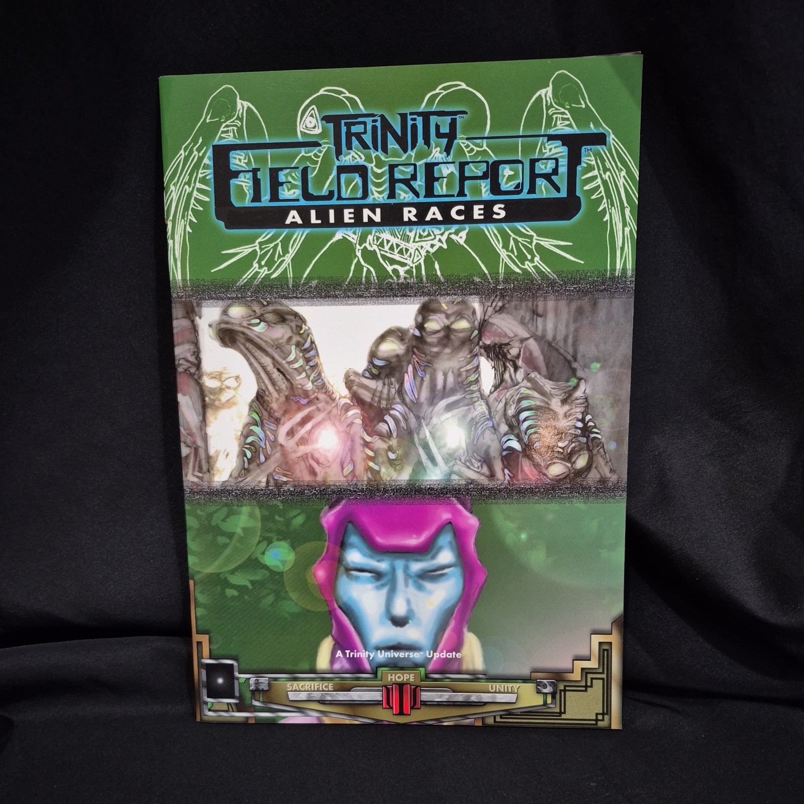 Trinity rpg: Field Report Alien Races Sourcebook SC – Roleplaying Game New