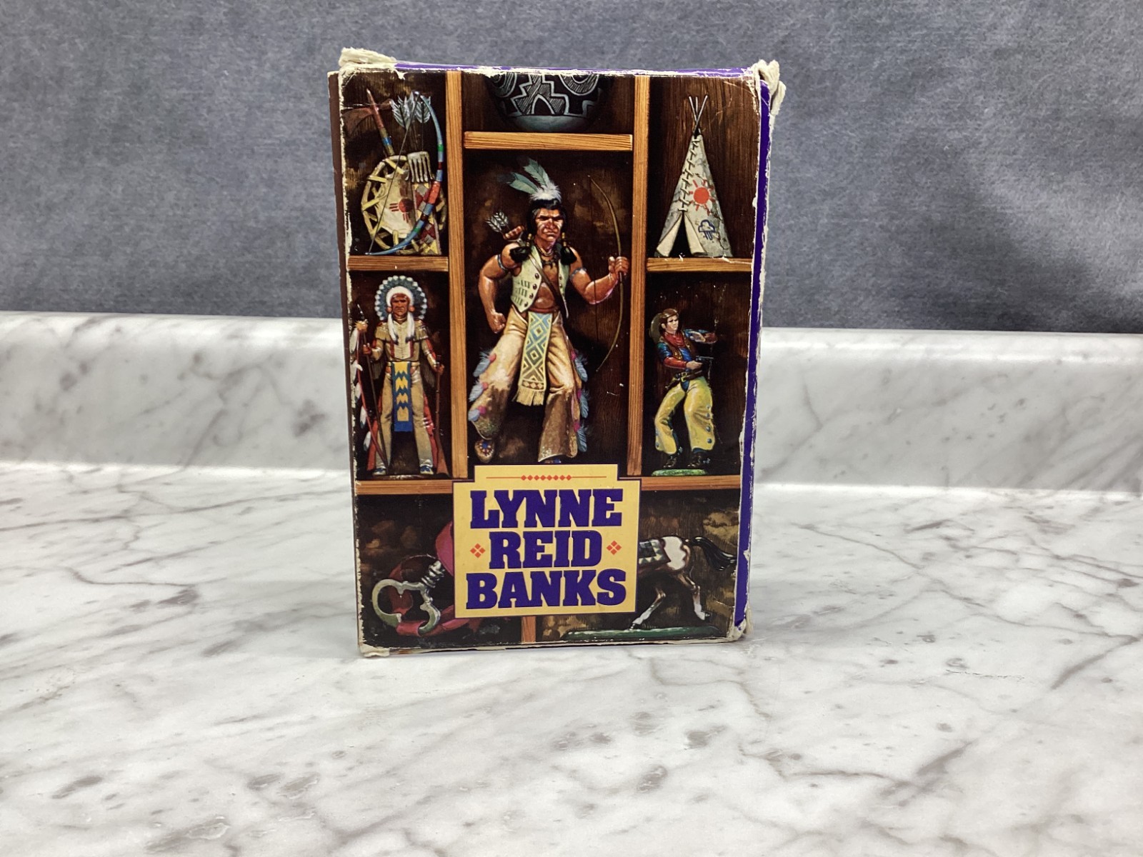 INDIAN IN THE CUPBOARD Books 1-4 Lynne Reid Banks Secret Mystery Return