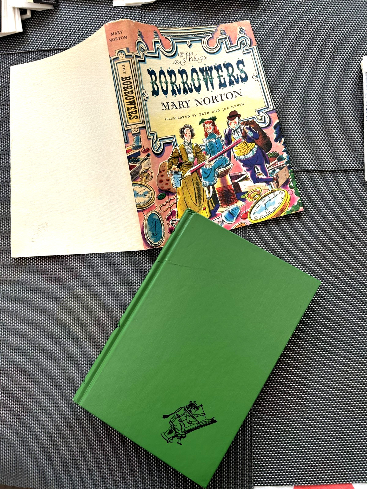 THE BORROWERS Mary Norton hcdj AA 1st 1952 1953 near new Beth Joe Krush