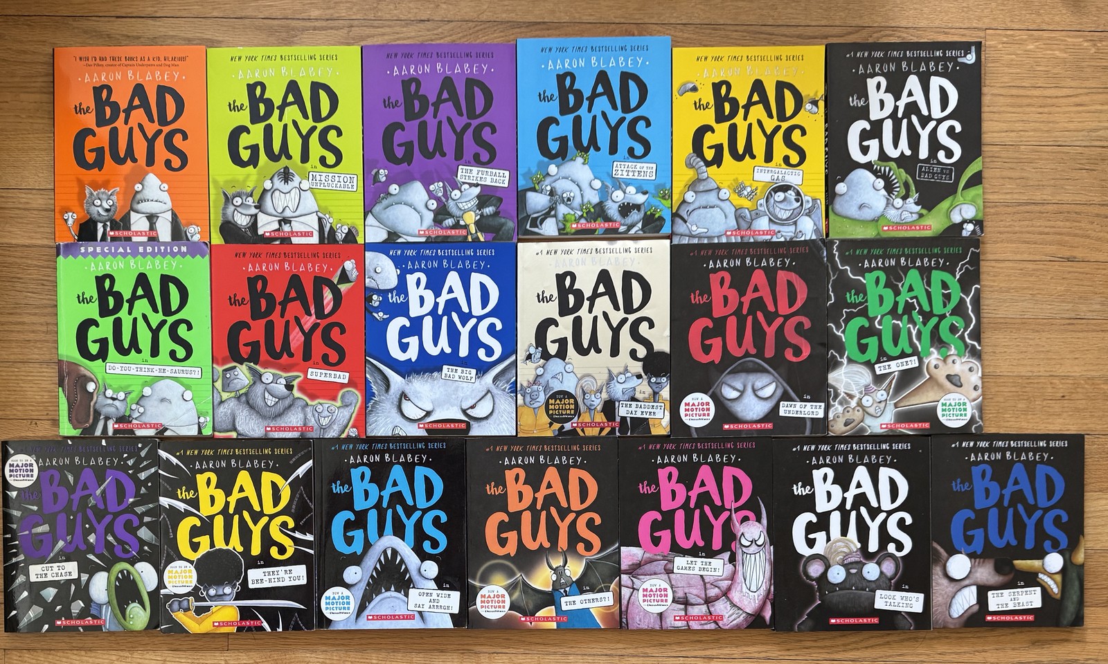Complete Series Set BAD GUYS 1-19 Aaron Blabey Lot