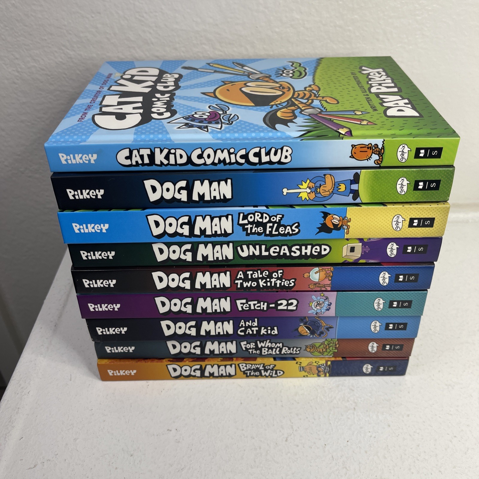 Lot (8) Dog Man Books by Dav Pilkey Hardcover Graphic Novels + Cat Kid Comic !