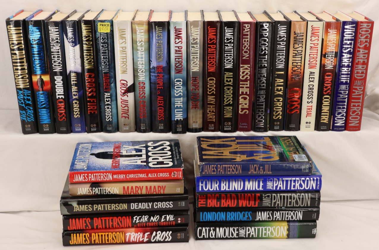 Lot of 31 Hardcover James Patterson Alex Cross Series, Books 2-32, B960